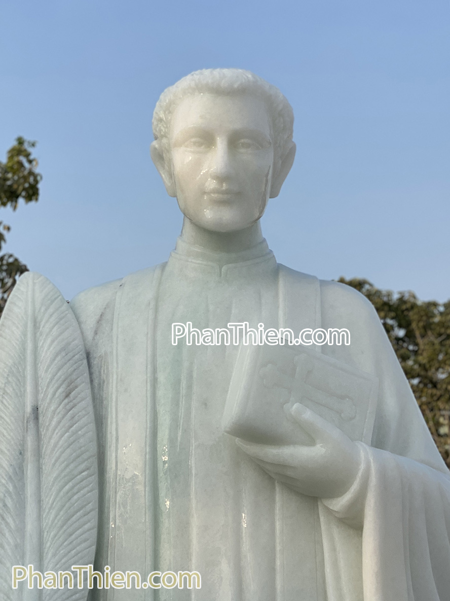Tượng Thánh Công Giáo bằng đá - THC-15