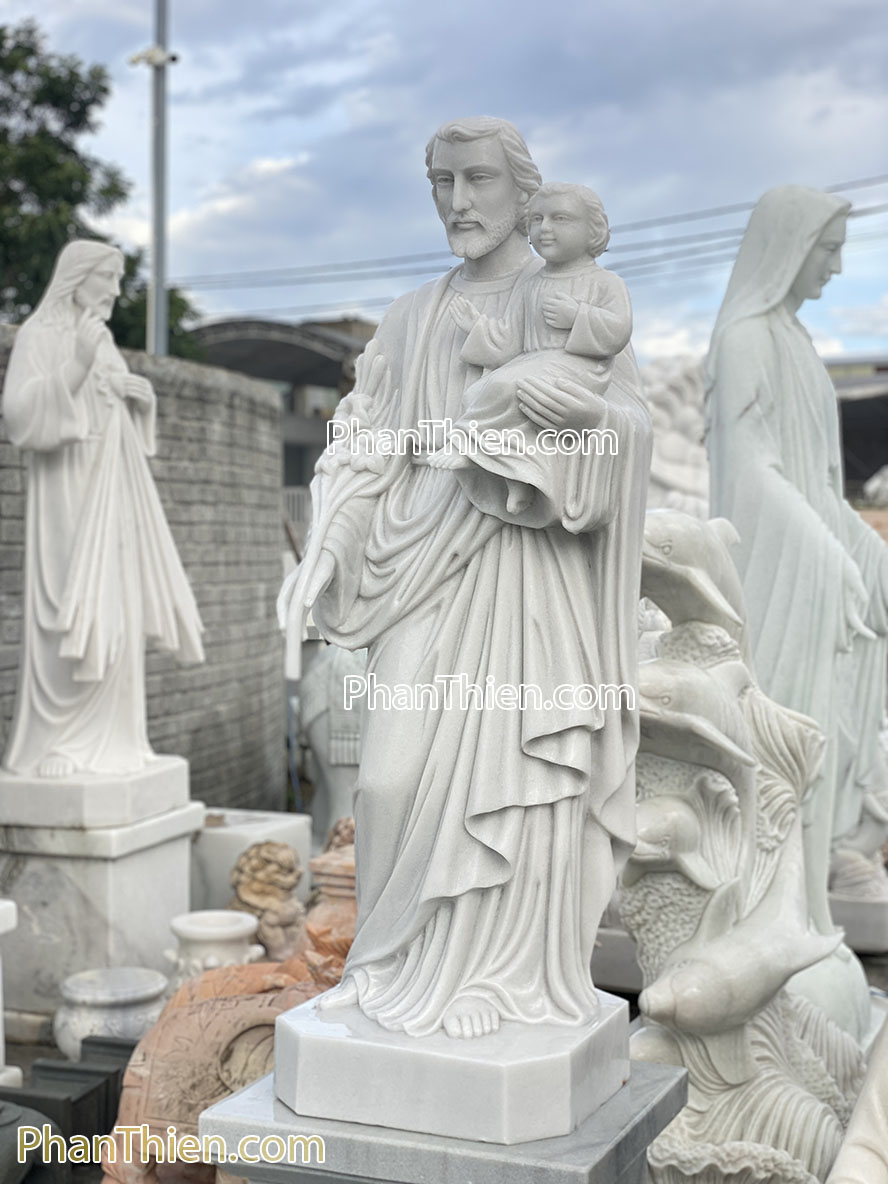 Tượng Thánh Giuse bế Chúa bằng đá tự nhiên 150cm - GSE-9