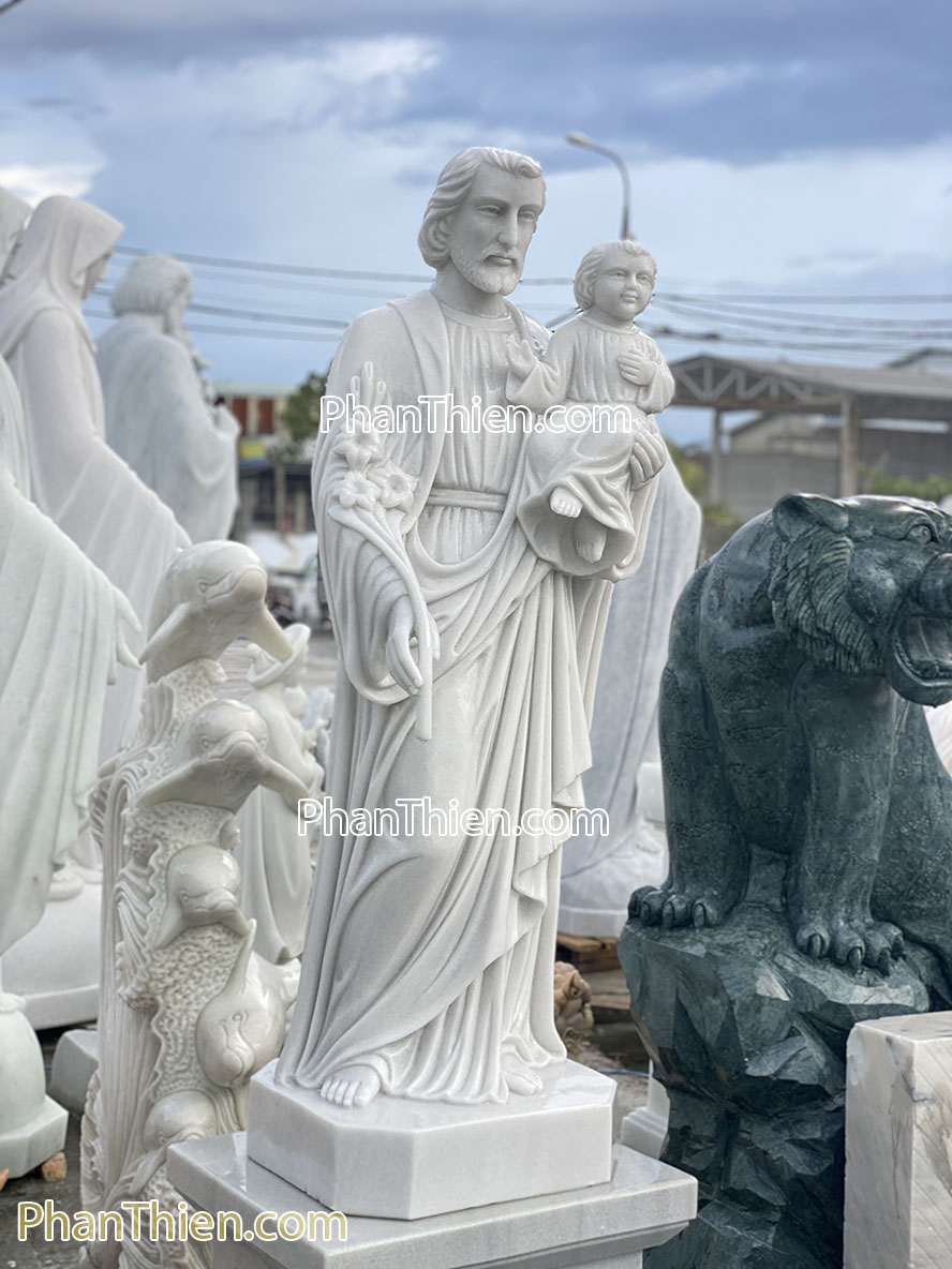 Tượng Thánh Giuse bế Chúa bằng đá tự nhiên 150cm - GSE-9