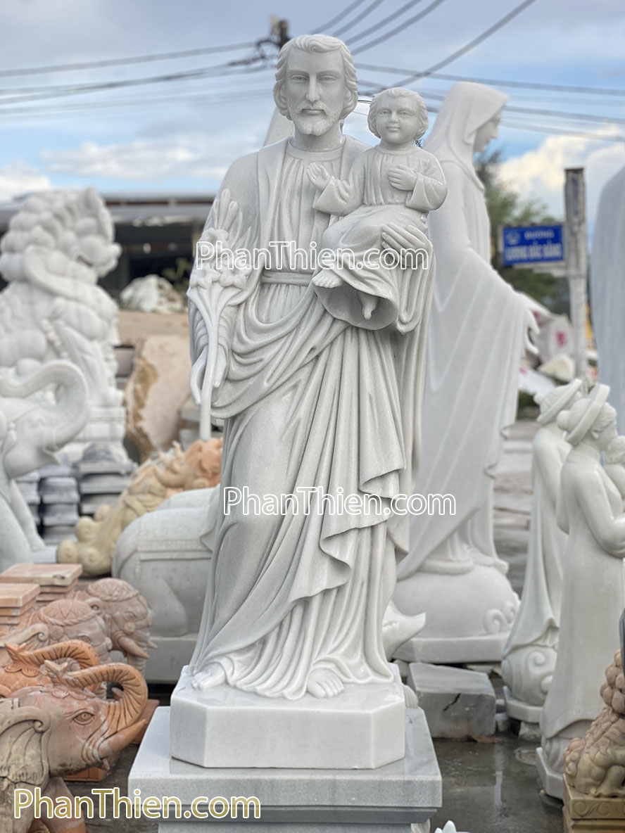 Tượng Thánh Giuse bế Chúa bằng đá tự nhiên 150cm - GSE-9