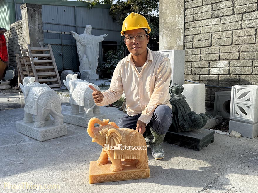 Tượng Voi đá ngọc Hoàng Long (VOI-85)