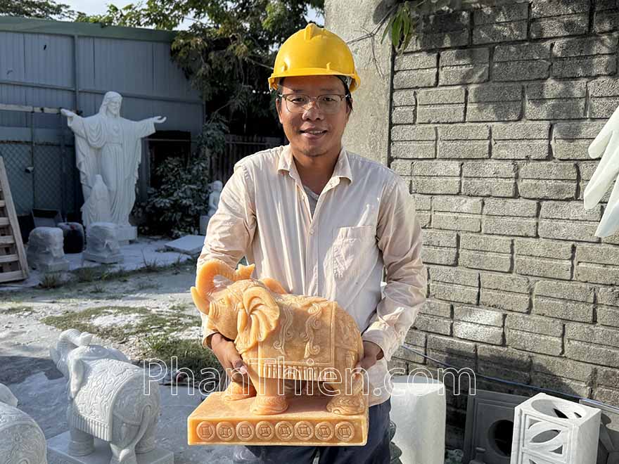 Tượng Voi đá ngọc Hoàng Long (VOI-85)
