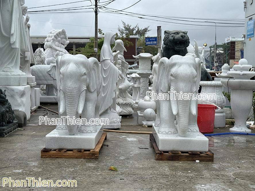 Tượng Voi bằng đá tự nhiên - VOI-92