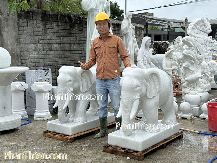 Tượng Voi bằng đá tự nhiên - VOI-92