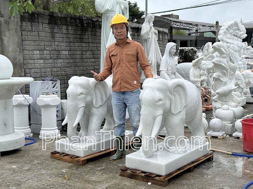 Tượng Voi bằng đá tự nhiên - VOI-92