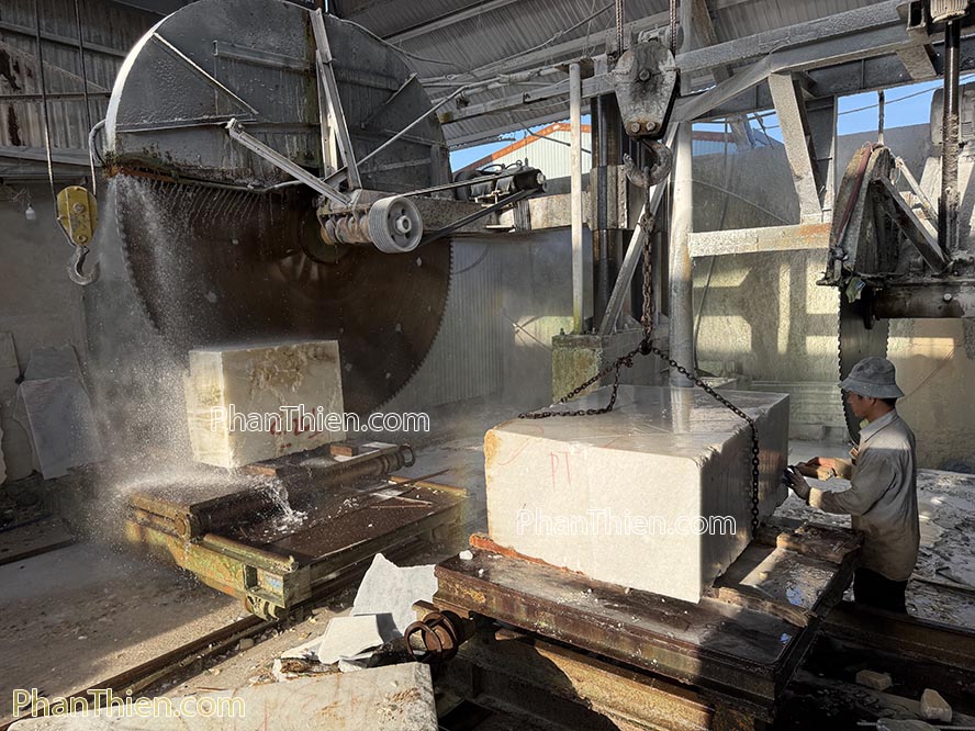 Tượng Voi Đá Phong thuỷ bằng đá tự nhiên - VOI-94