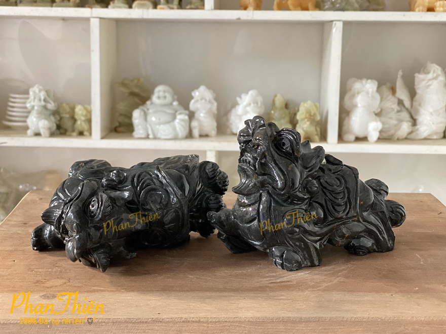 Tỳ Hưu bằng Đá Cẩm Thạch Đen tự nhiên (TH-06)