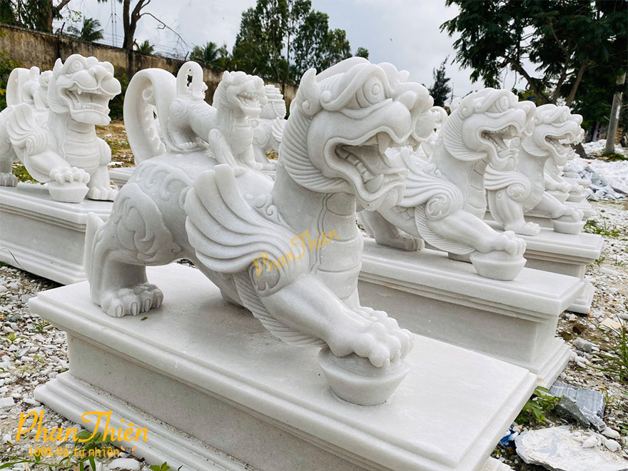 Tỳ Hưu Cõng Lục Bảo bằng Đá Tự Nhiên (TH-09)