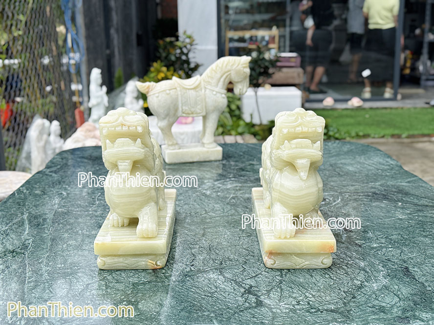 Tỳ hưu đá ngọc xanh onyx VIP 30cm - TH-59