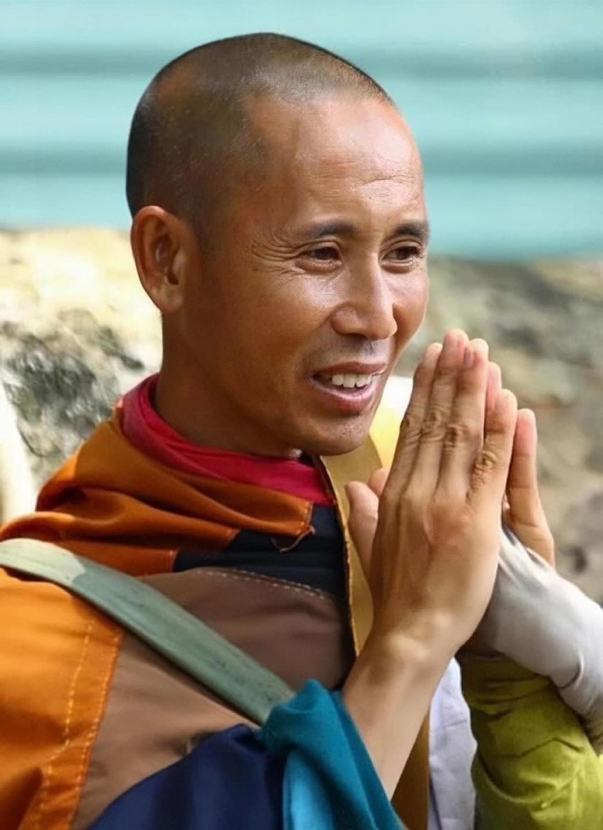 Thầy Thích Minh Tuệ – Chân Dung A1