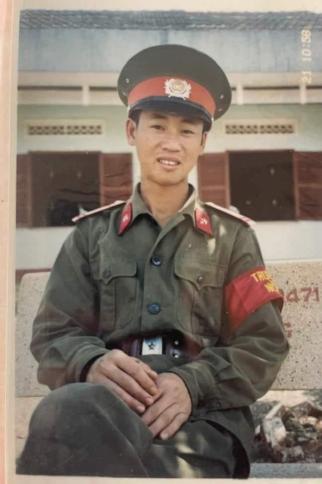 Thích Minh Tuệ – Trang Phục Bộ Hành (2)
