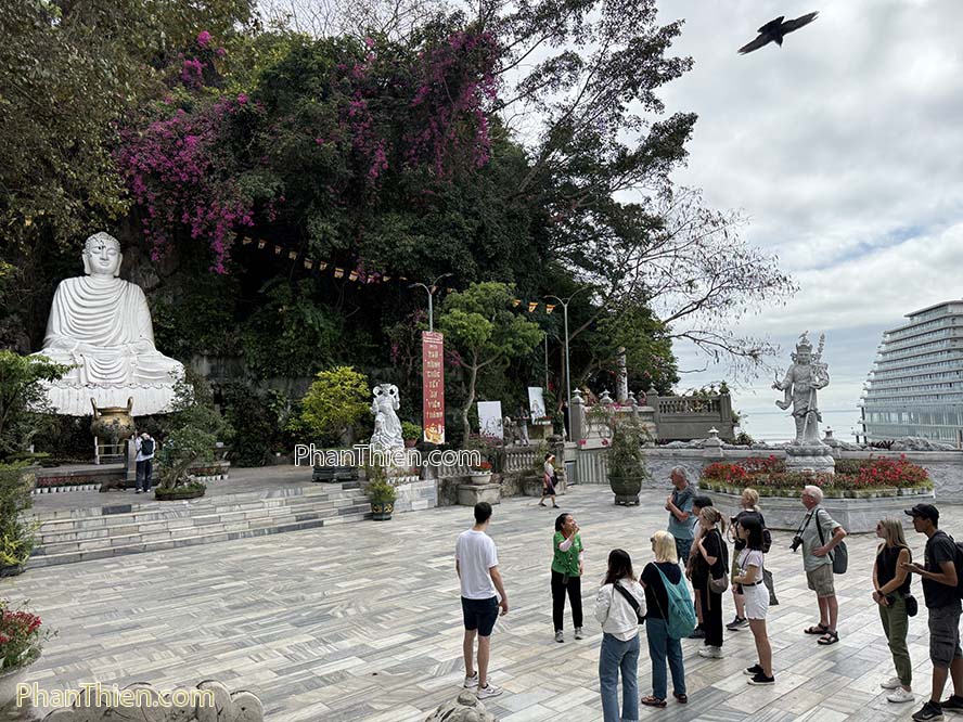 chùa linh ứng ngũ hành sơn