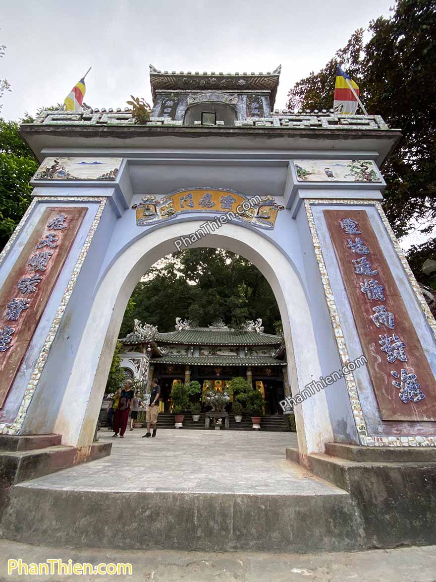 chùa linh ứng ngũ hành sơn