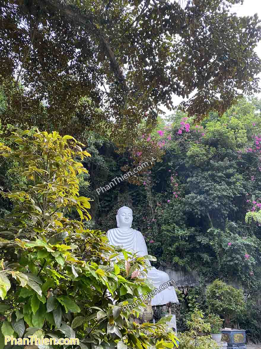 chùa linh ứng ngũ hành sơn