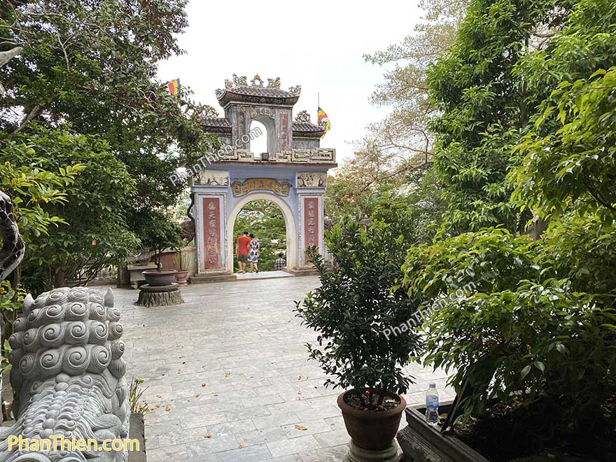 chùa linh ứng ngũ hành sơn