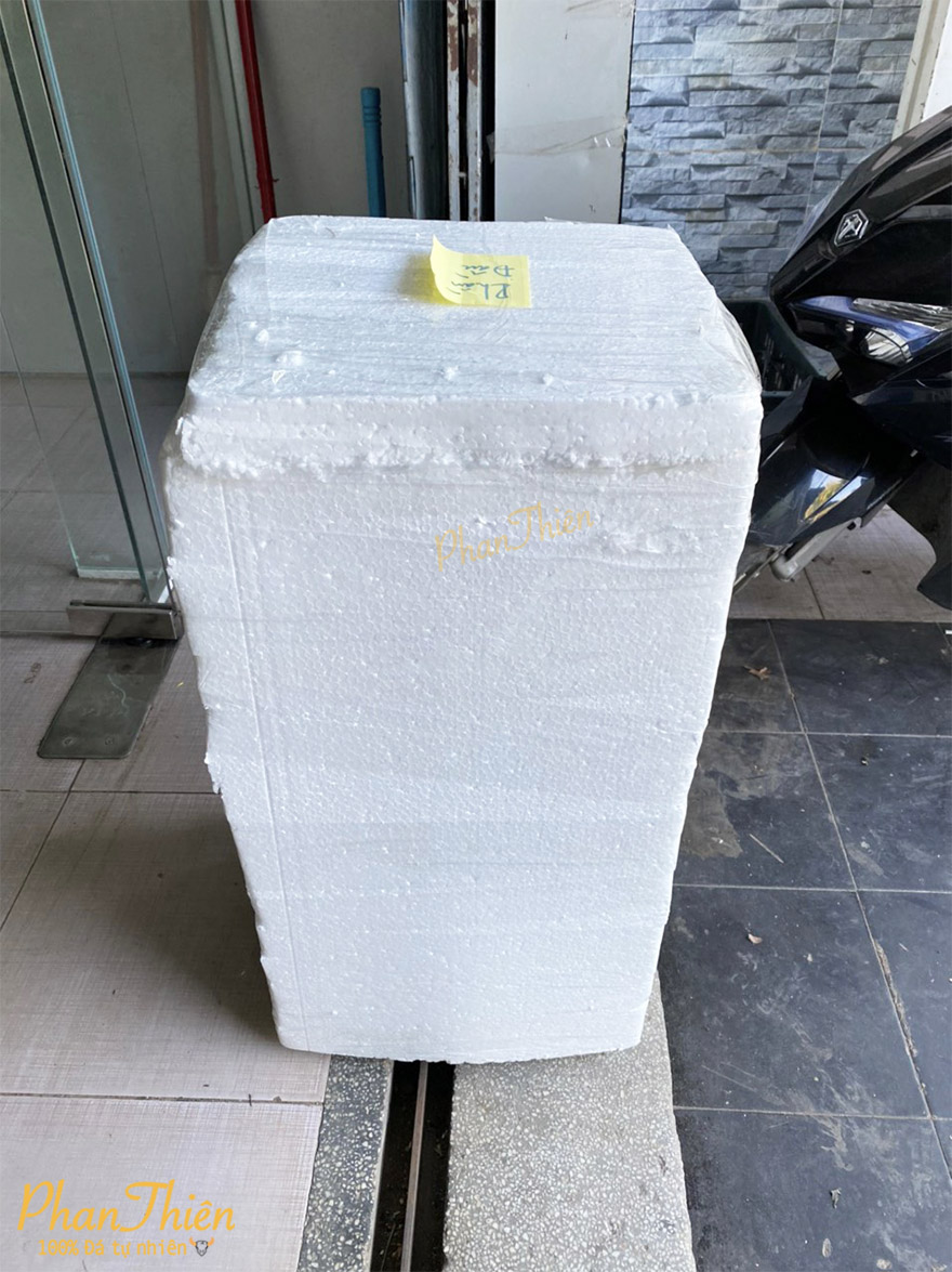 Điêu khắc và Đóng kiện Tượng Phật A Di Đà cho Khách Hàng Đà Lạt 