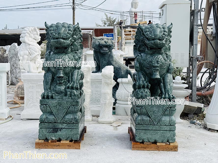 kỳ lân đá xanh