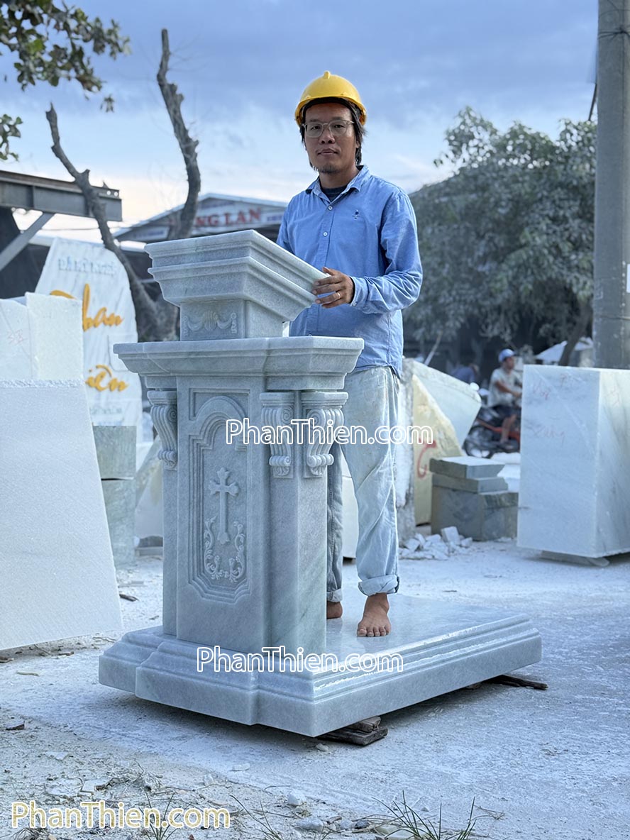 bục giảng đọc sách bằng đá tự nhiên