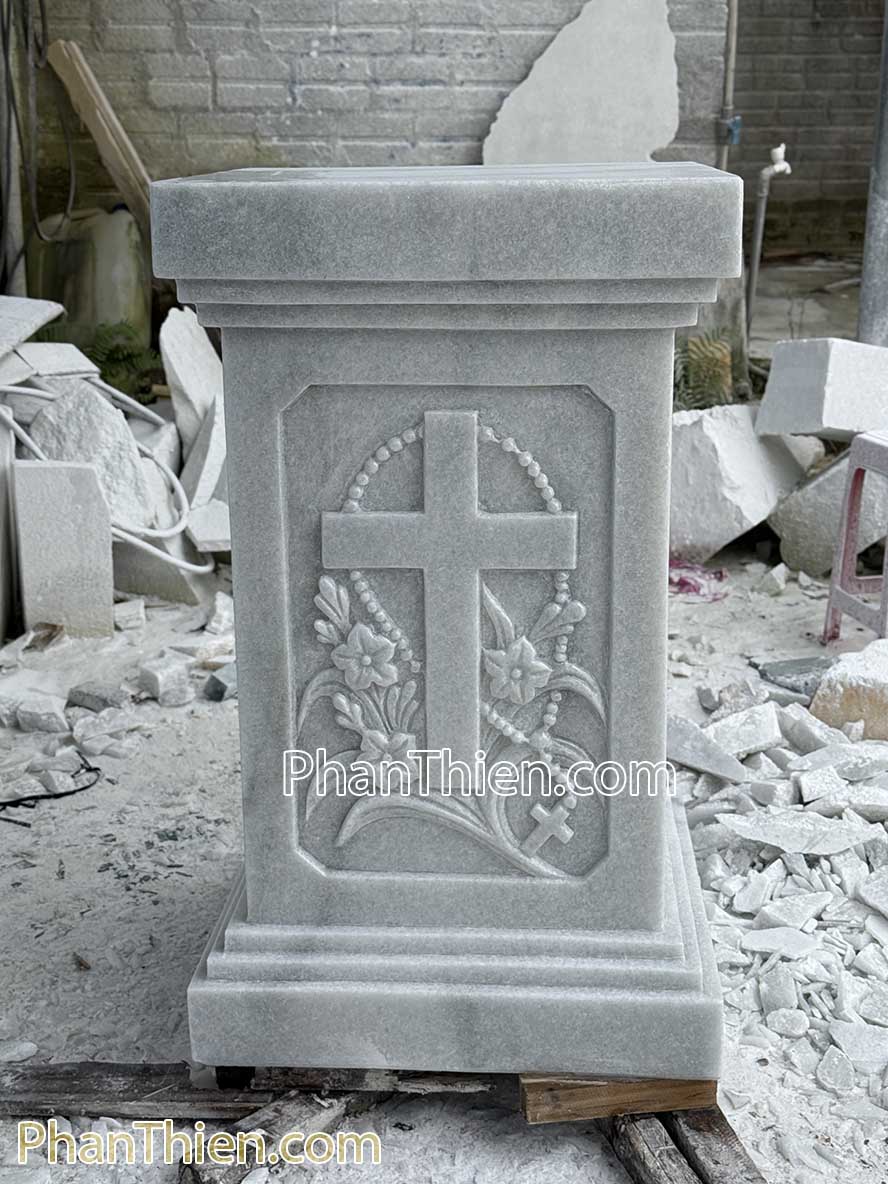 chân đế tượng đức mẹ