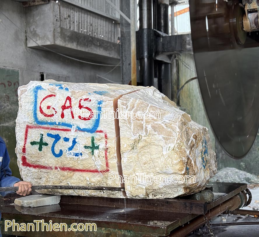 đá ngọc hoàng long