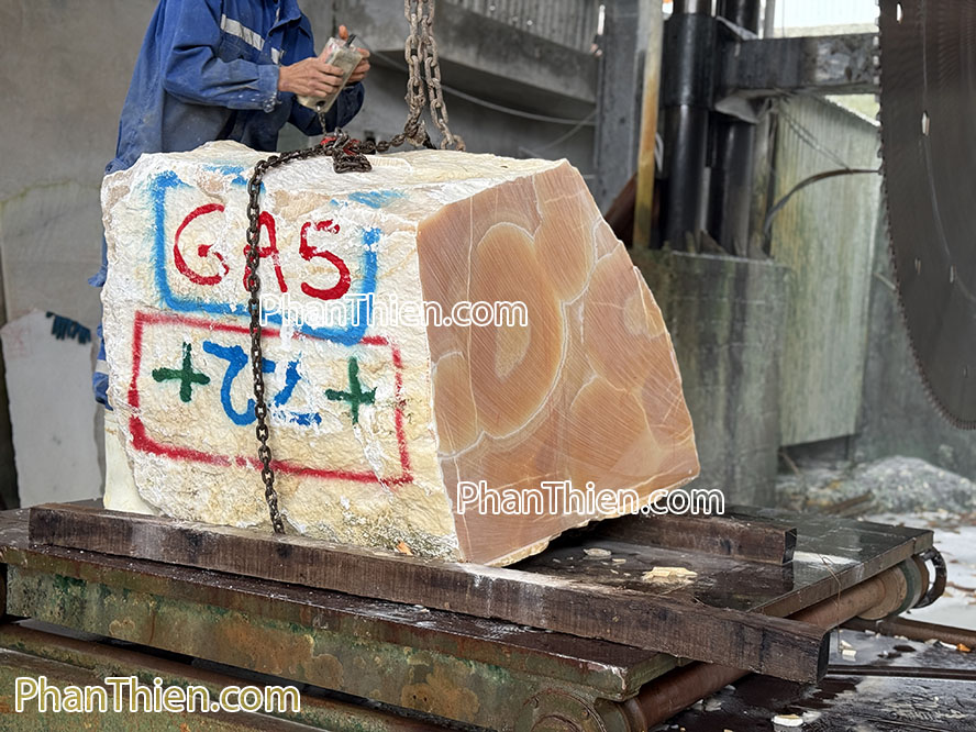 đá ngọc hoàng long