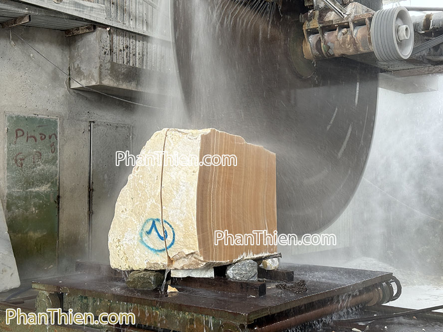 đá ngọc hoàng long