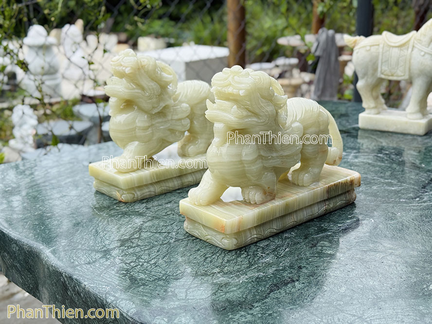 tỳ hưu đá onyx xanh
