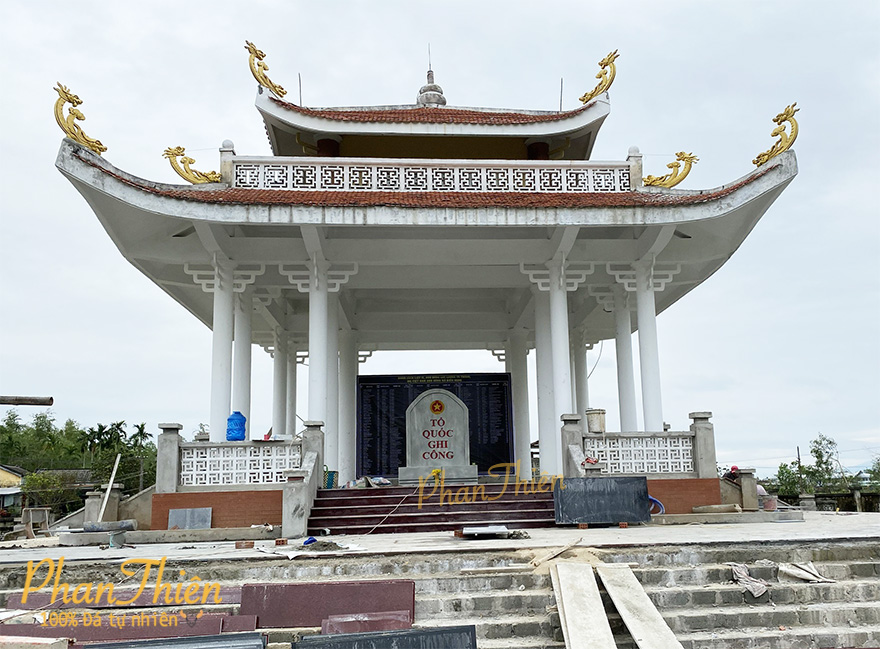 Điêu khắc và lắp đặt tấm bia Tổ Quốc Ghi Công
