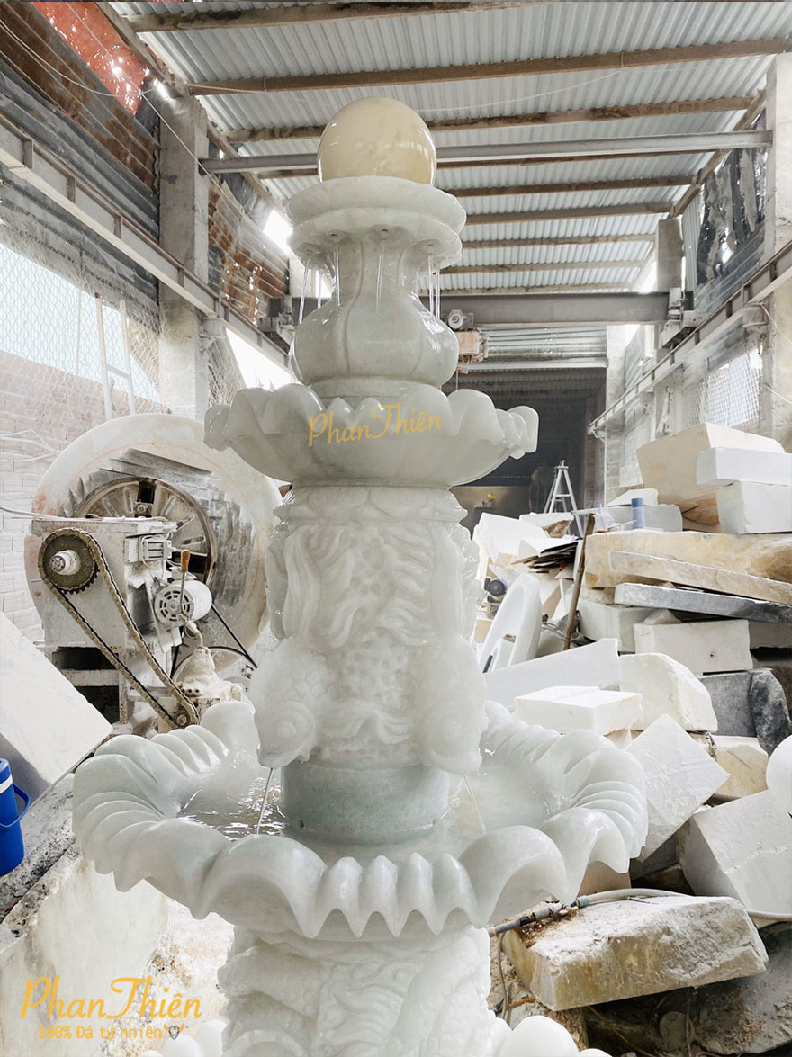 Đài Phun Nước Bi Xoay