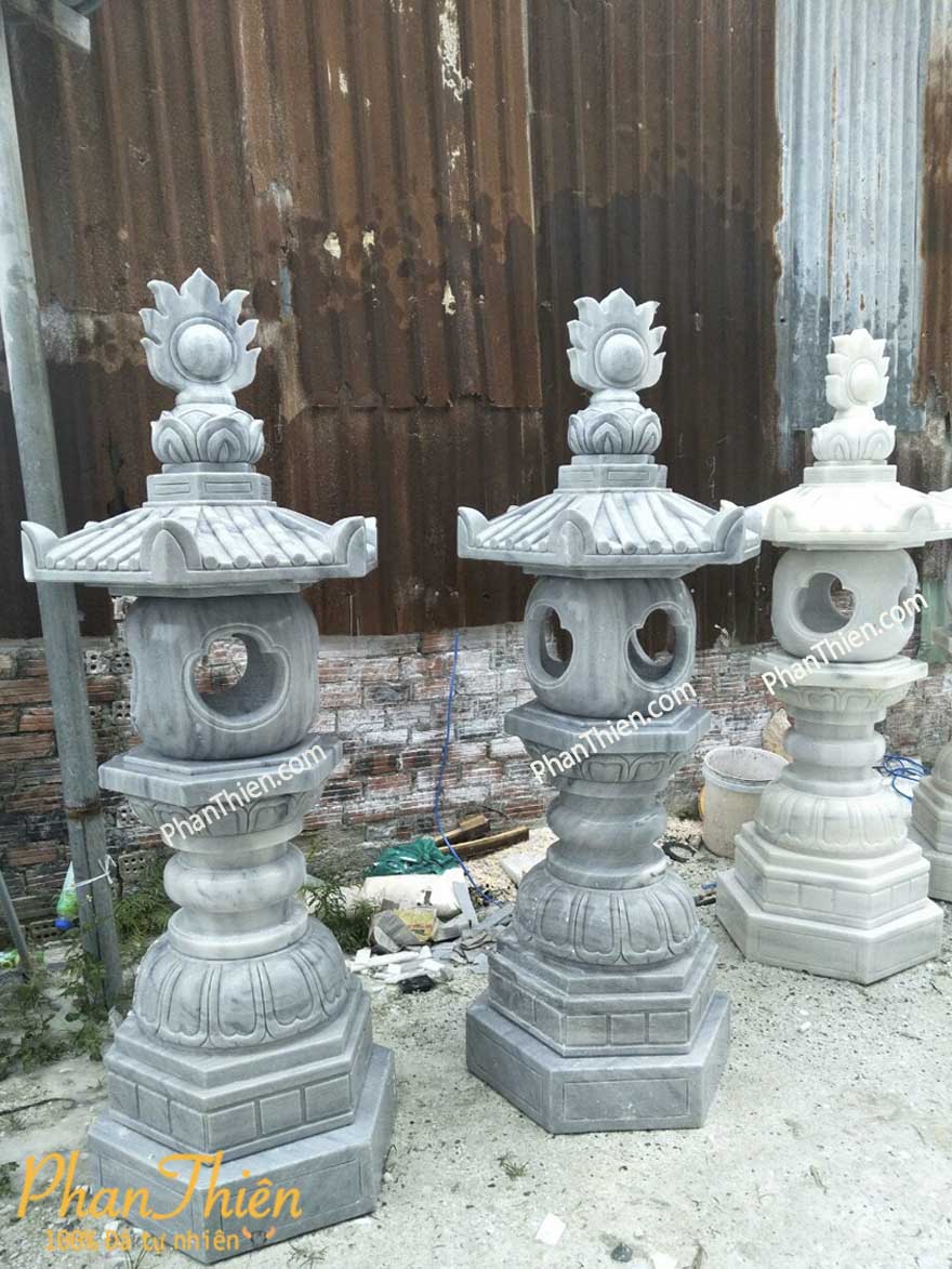 Đèn Đá Sân Vườn Cẩm Thạch Xám và Trắng