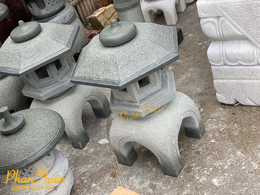 đèn đá sân vườn