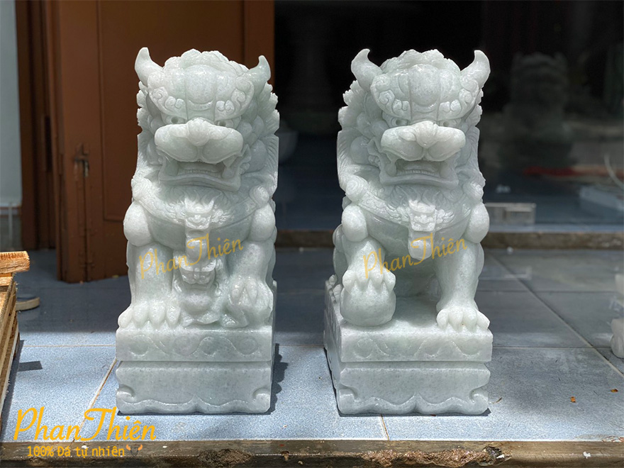 Cặp Kỳ Lân đá