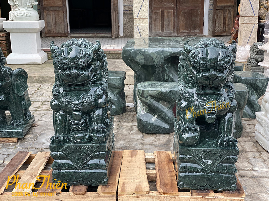 tượng kỳ lân đá