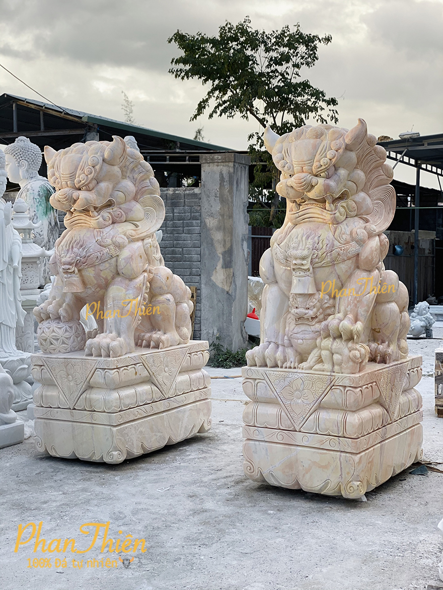 tượng kỳ lân đá