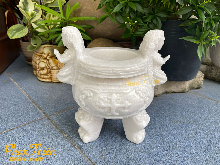 lư hương đá công giáo