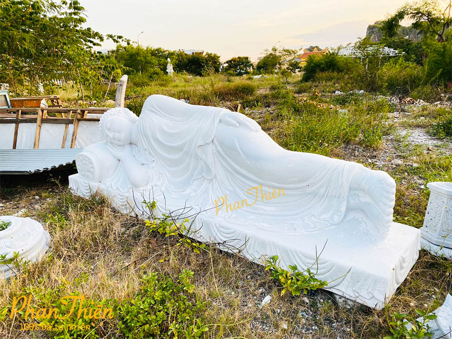 Tượng Phật Nằm (Phật Nhập Niết Bàn)