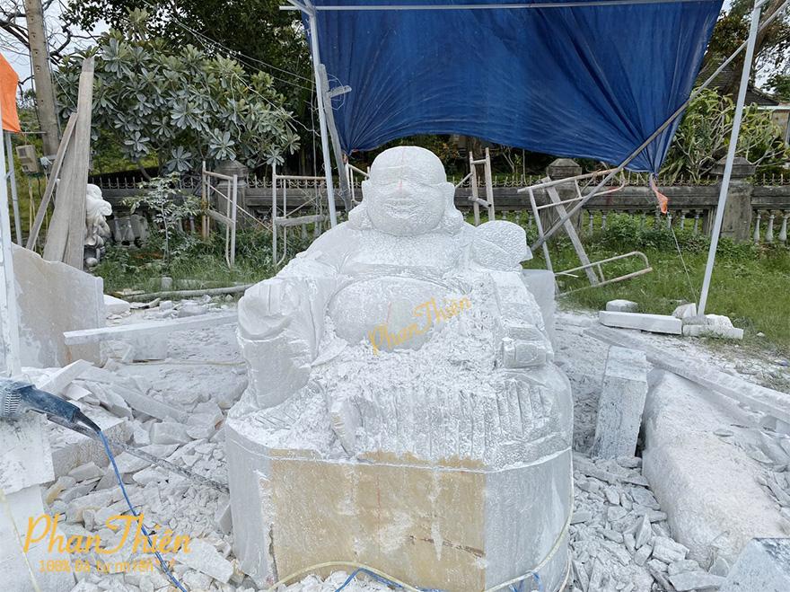 phật di lặc bằng đá tự nhiên