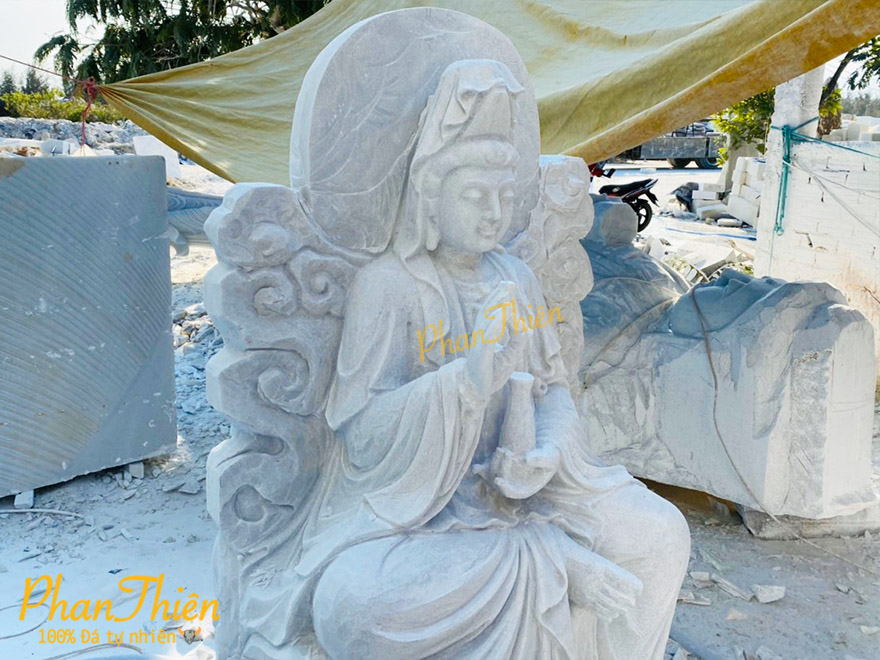 Điêu khắc và Đóng kiện tượng Quan Âm cho Nhà Chùa tại Vĩnh Long