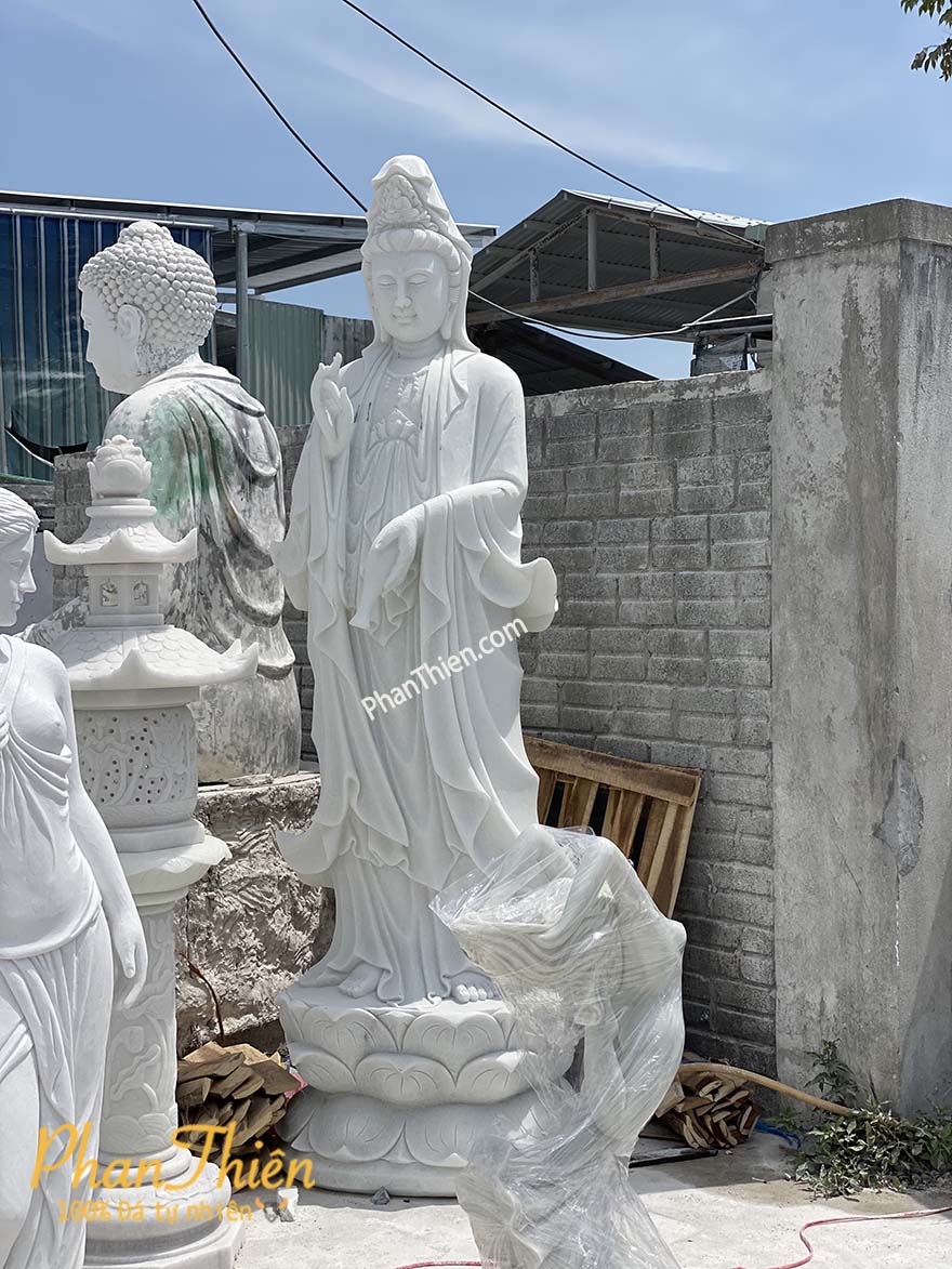 tượng phật quan âm bằng đá
