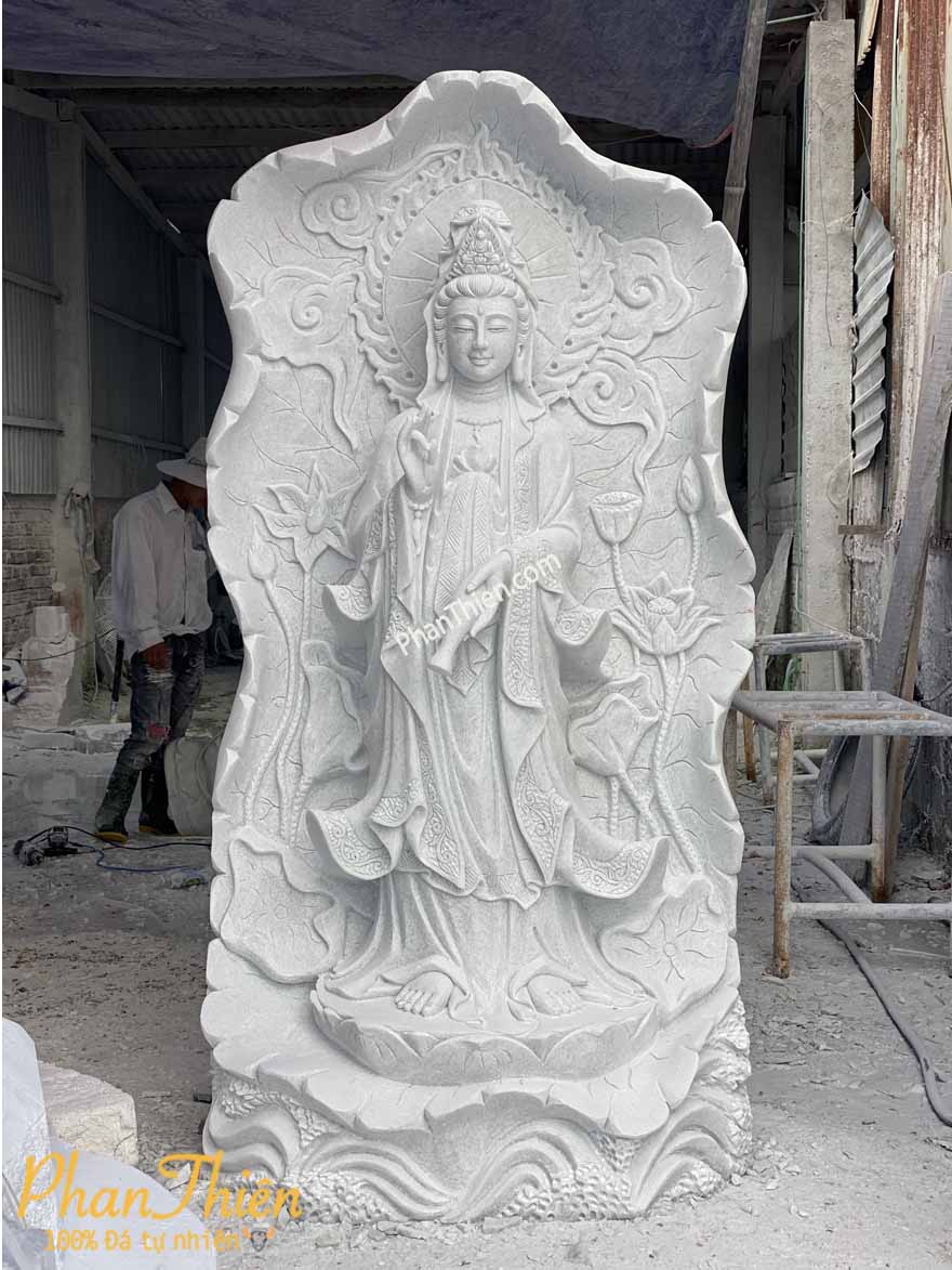 Tượng Phật Quan Âm Đá Cẩm Thạch Trắng Xanh