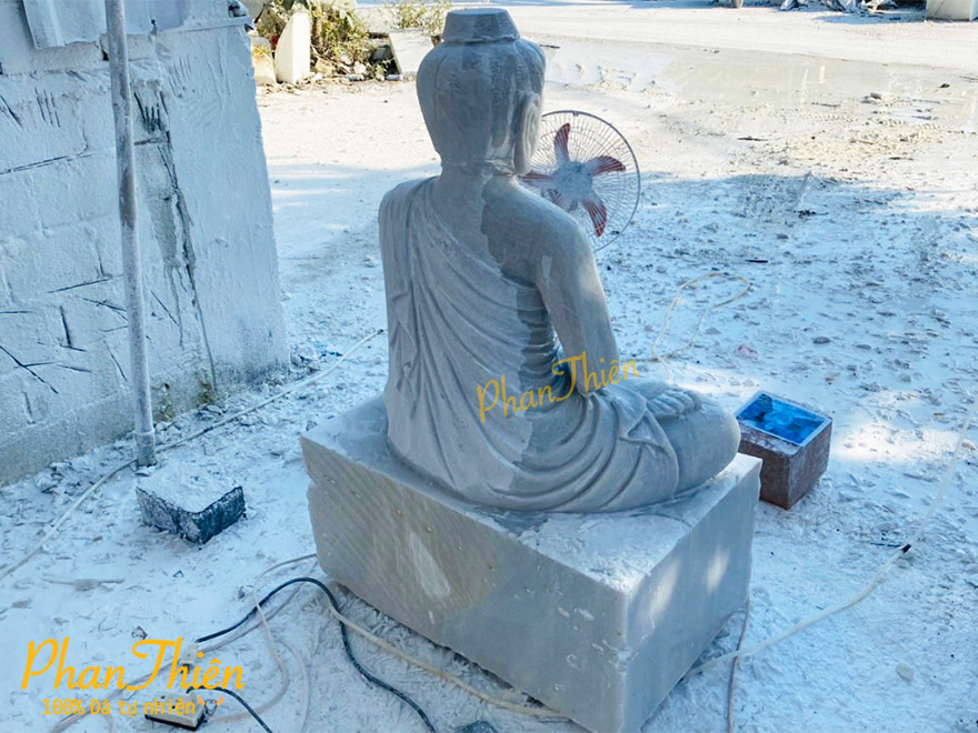 Điêu khắc và đóng kiện Tượng Thích Ca cho Nhà Chùa Vĩnh Long