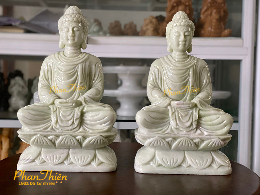 tuong-phat-thich-ca-bang-da-tu-nhien-va-nguyen-khoi