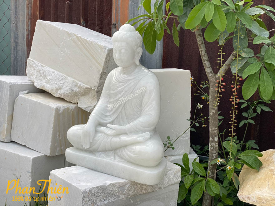 Tượng Phật Thích Ca Ngồi Đá Trắng
