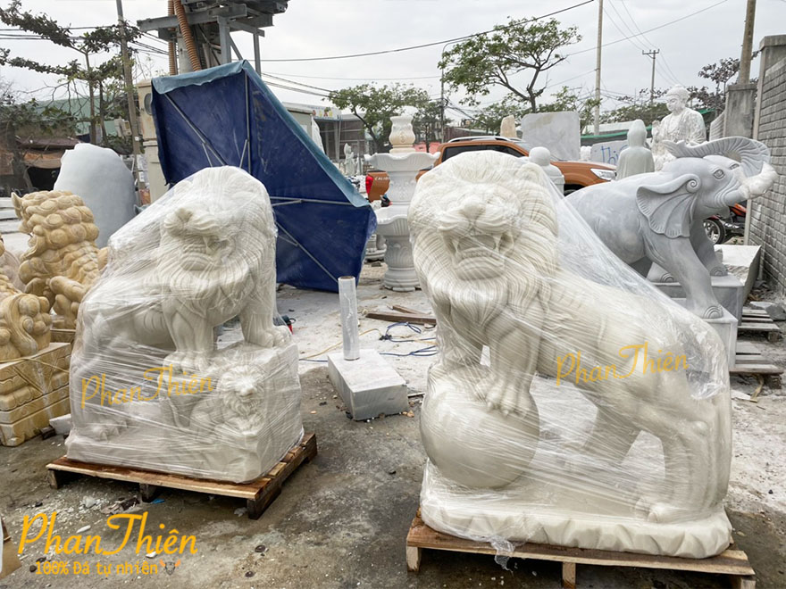 Tượng Sư Tử bằng Đá