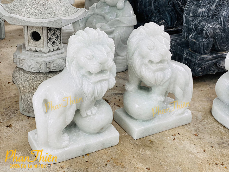 Tượng Sư Tử Đá Trắng Trong Xanh (ST-06)