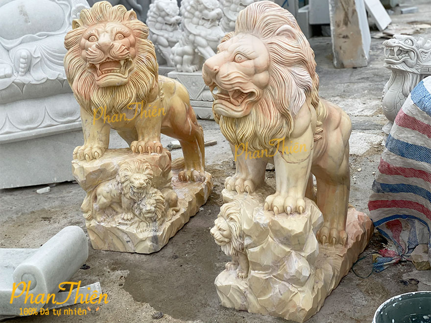 Tượng Sư Tử bằng Đá