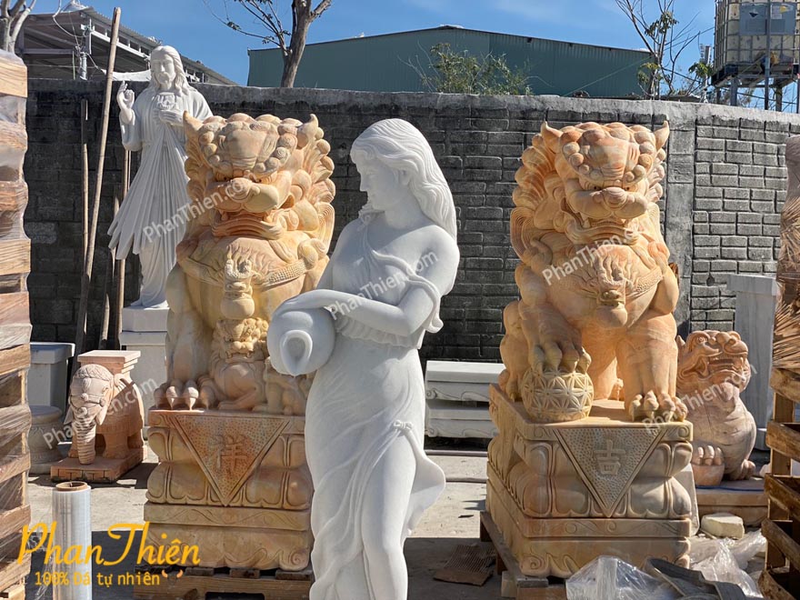 Điêu khắc và bàn giao Cặp Kỳ Lân 1.55m cho Nhà Thờ tại Ninh Bình