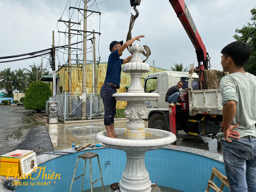 Bàn giao đài phun nước cho công ty Phước Hưng Long An. 
