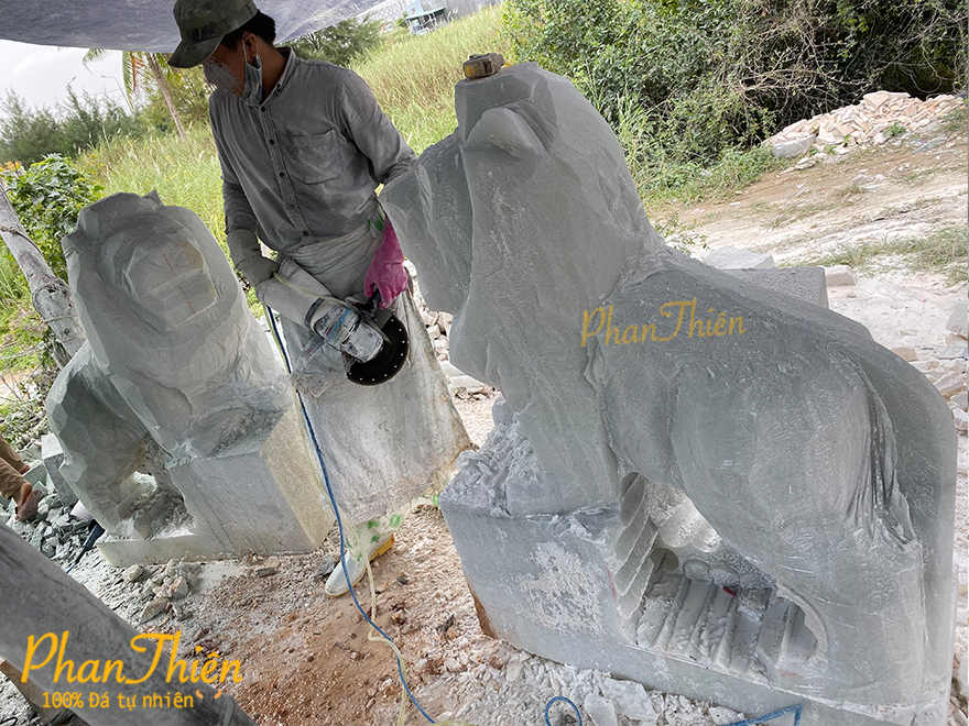 Tượng Sư Tử bằng Đá