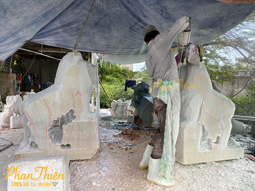 Tượng Sư Tử bằng Đá